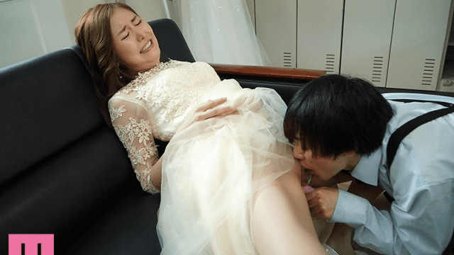 MIAA-408_Cô dâu bị hai cậu em chồng địt ngay tại đám cưới - fbfdazgn.sbs