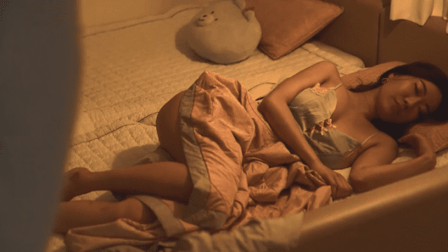 Em mình dây hoodie trắng - fbfdazgn.sbs