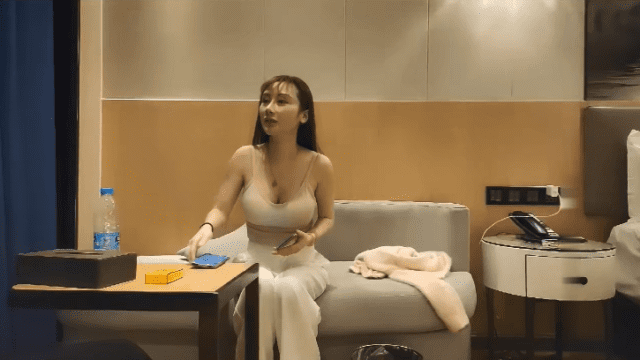 Em gái gọi xinh đẹp, dáng chuẩn - fbfdazgn.sbs