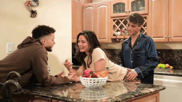 Động cơ thầm kín của đứa em gái cưng - fbfdazgn.sbs