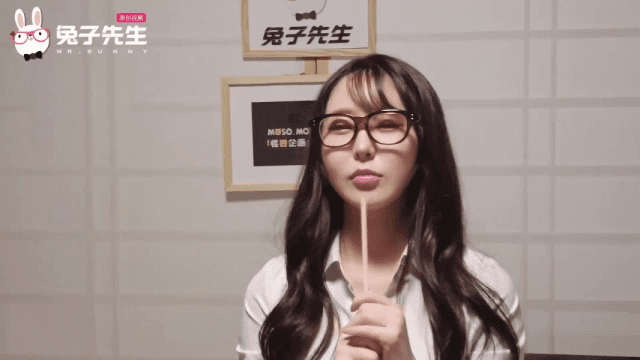 TZ100 - Hiếp dâm tập thể em gái hàng ngon đêm giao thừa - fbfdazgn.sbs